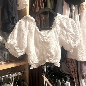 Off the shoulder crop top, perfect condition, new without tags